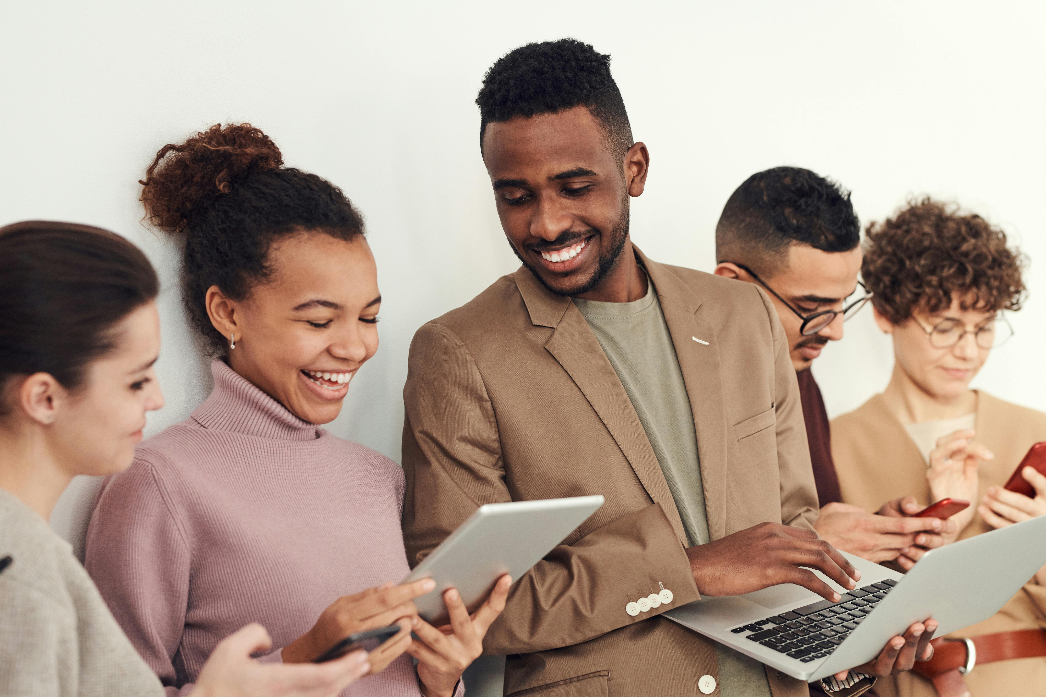 A Guide to Engaging Independent Contractors vs. Employees